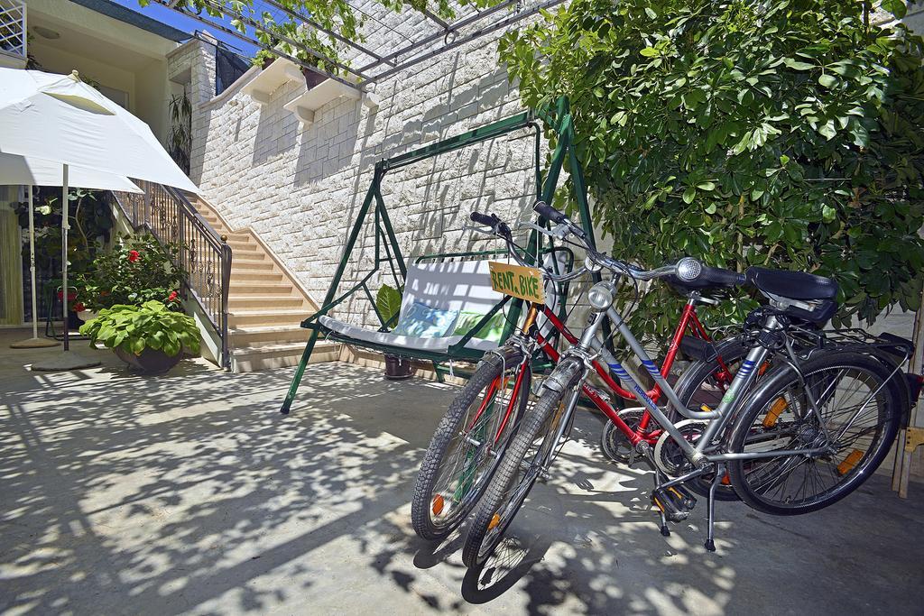Apartments Micic Đảo Hvar Ngoại thất bức ảnh